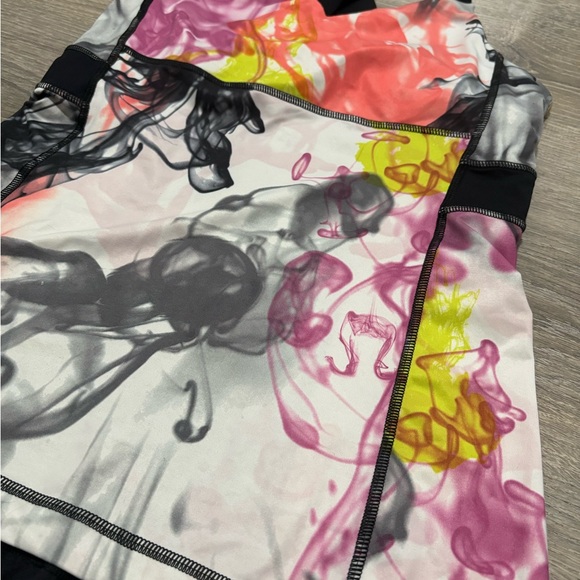 Lululemon Unicorn Tears Racerback Tank Top Built-In Bra Size 8 - Picture 3 of 9